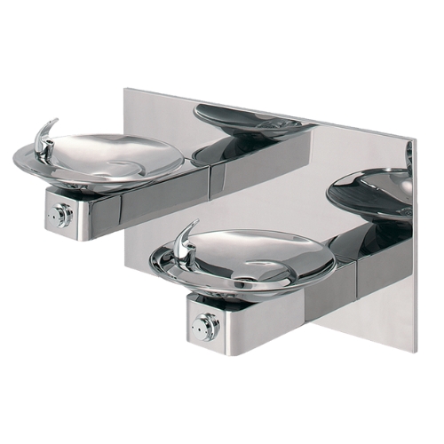 Fonte dupla de água Hi-Lo modelo 1011HPS, resistente a vandalismo e sem obstáculos para montagem na parede.