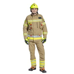O Fato de Proteção Ligeira FHR 018 é um equipamento de proteção individual de categoria 3, projetado para responder às exigências mais rigorosas de segurança.
