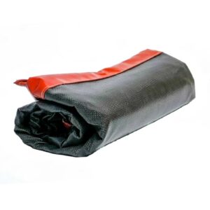 A manta de extinção EXTREME é a solução mais rápida, simples e ecológica para isolar e extinguir pequenos incêndios de forma eficaz.